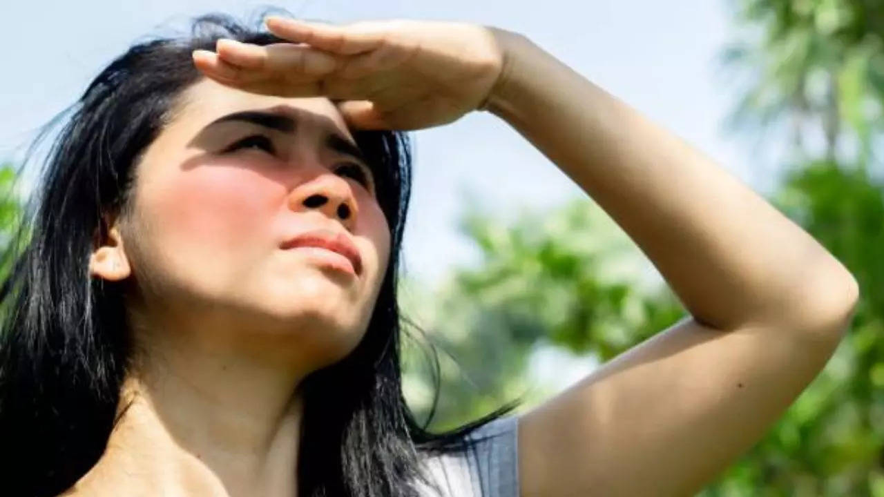 Sunburn To Pigmentation: Here's How Heatwave Can Affect Your Skin Health