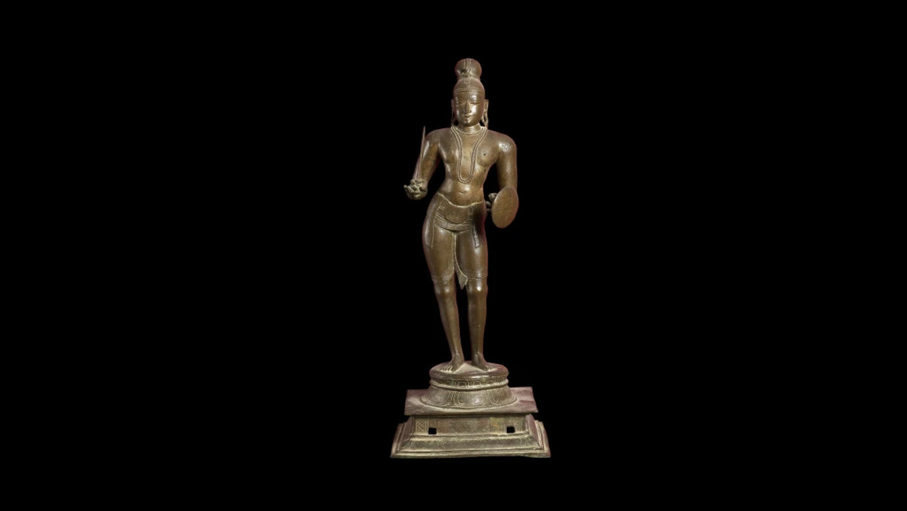 Oxford University has agreed to return a 500-year-old bronze sculpture of a Hindu saint to India.