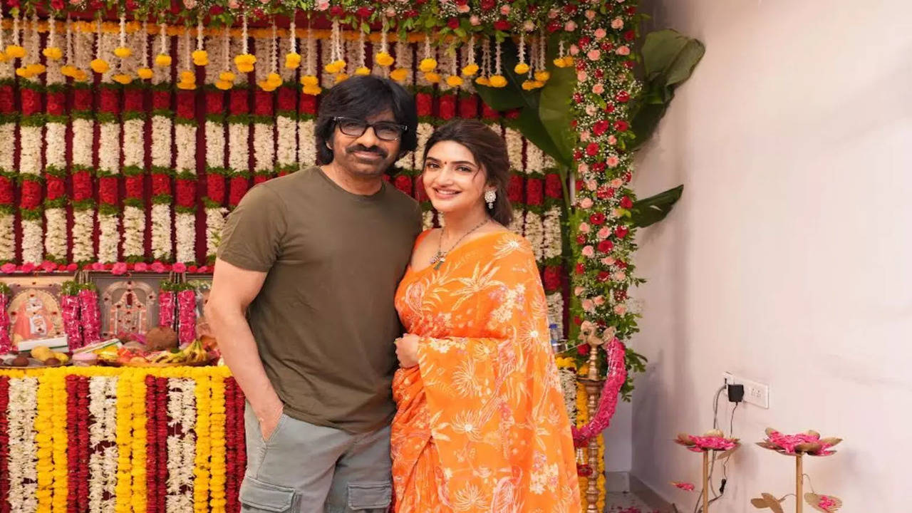 Ravi Teja and Sreeleela at their new film launch