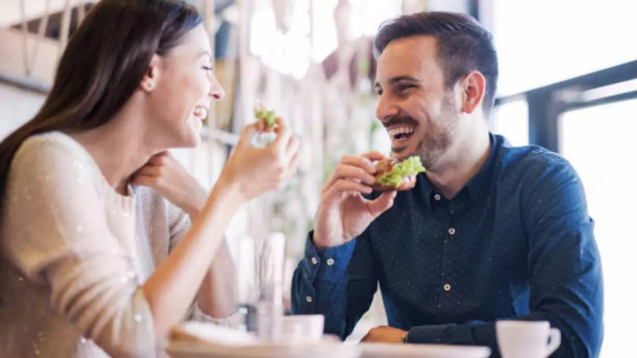 Lunch habits that make you gain weight
