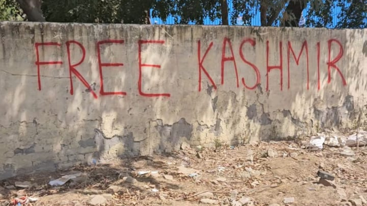 'Free Kashmir' graffiti