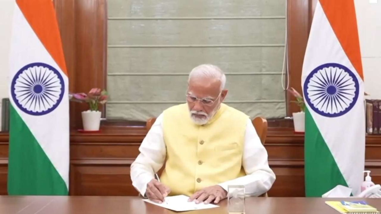 PM Modi Reviews Security Situation in J&K, Speaks To Key Officials