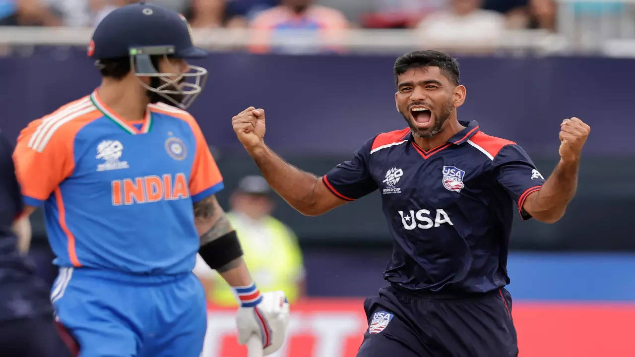 Saurabh Netravalkar celebrates Virat Kohli's wicket