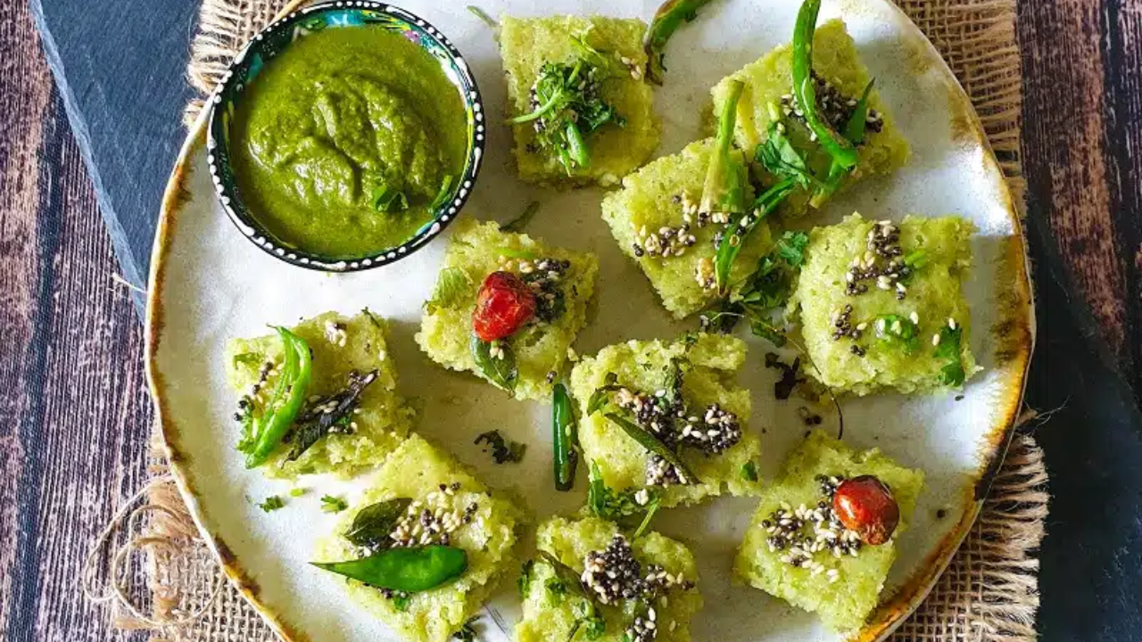 Doodhi Dhokla: Healthy Gujarati Breakfast To Start Your Day maayeka