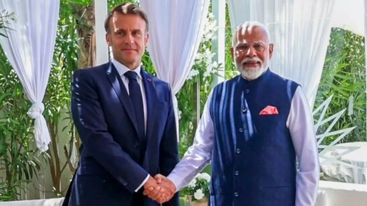 Modi Macron G7 Summit