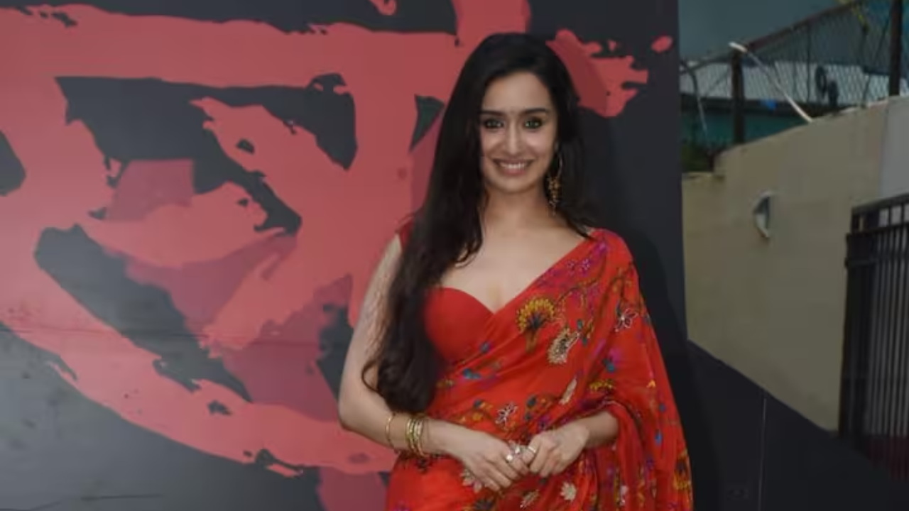 Shraddha Kapoor's saree look decoded