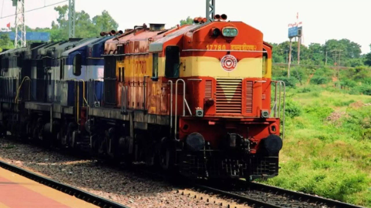 railway recruitment 2024: sarkari naukri alert for 1104 posts