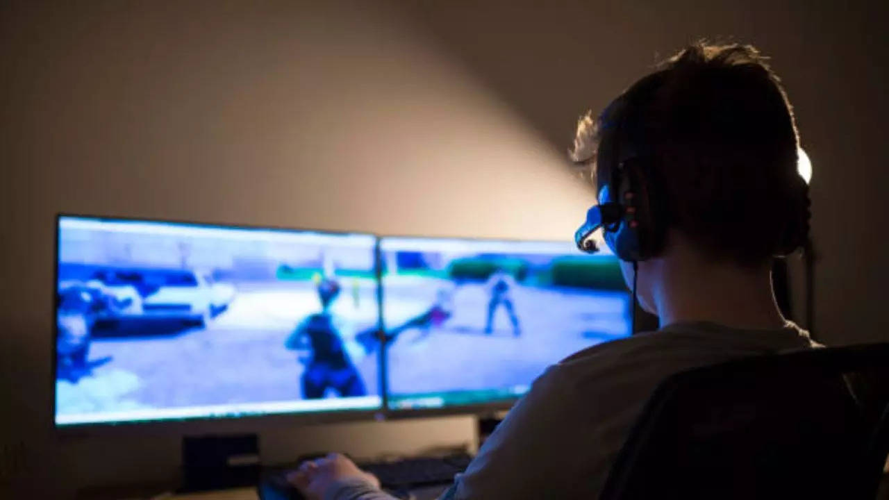 Is Your Teen Gaming All Day? Strategies For Parents To Manage