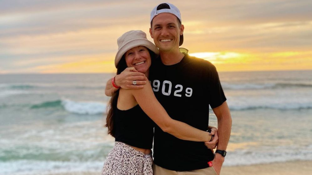 YouTuber Kara Buchanan Of 'Kara And Nate' Opens Up About Epilepsy