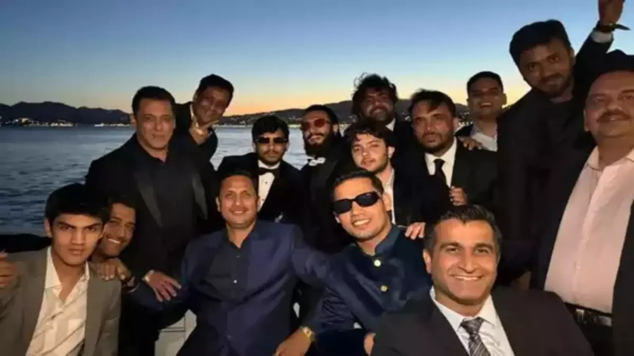 Anant Ambani-Radhika Merchant 2nd Pre-Wedding: Salman, Ranveer, MS Dhoni And Others Pose In THIS Unseen Pic