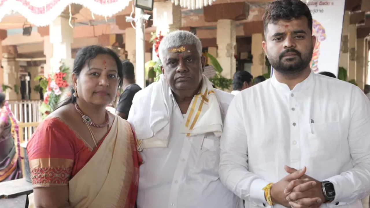 Bhavani Revanna With HD Revanna and Prajwal Revanna