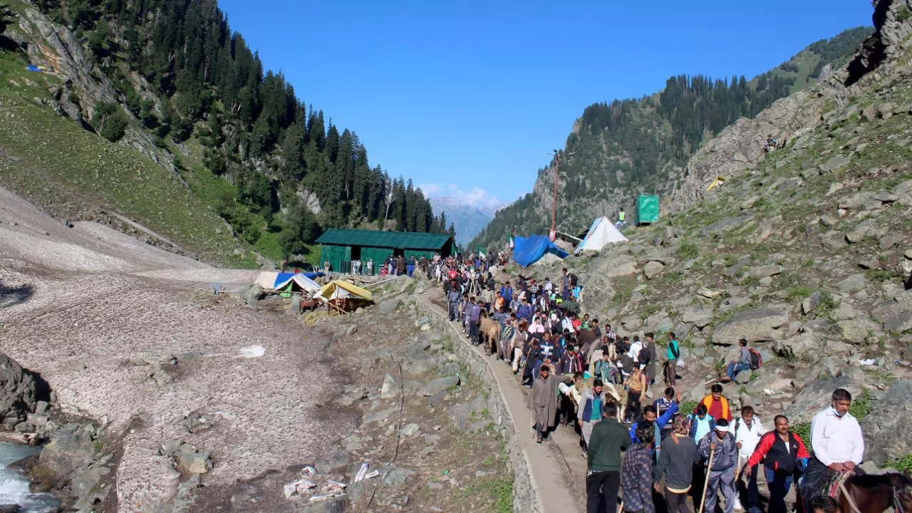 Helicopter Booking Opens For Amarnath Yatra. Credit: iStock