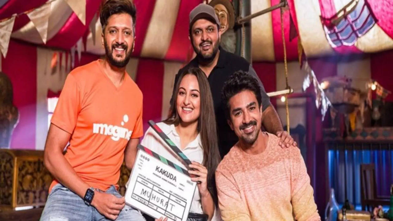 Sonakshi Sinha To Pair Up With Riteish Deshmukh In Comedy Horror Kakuda