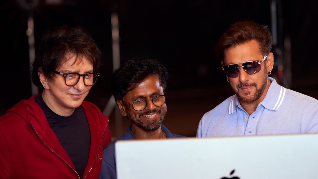 Sikandar: Salman Khan Looks Dashing In 1st On Set Pic From AR Murugadoss Film