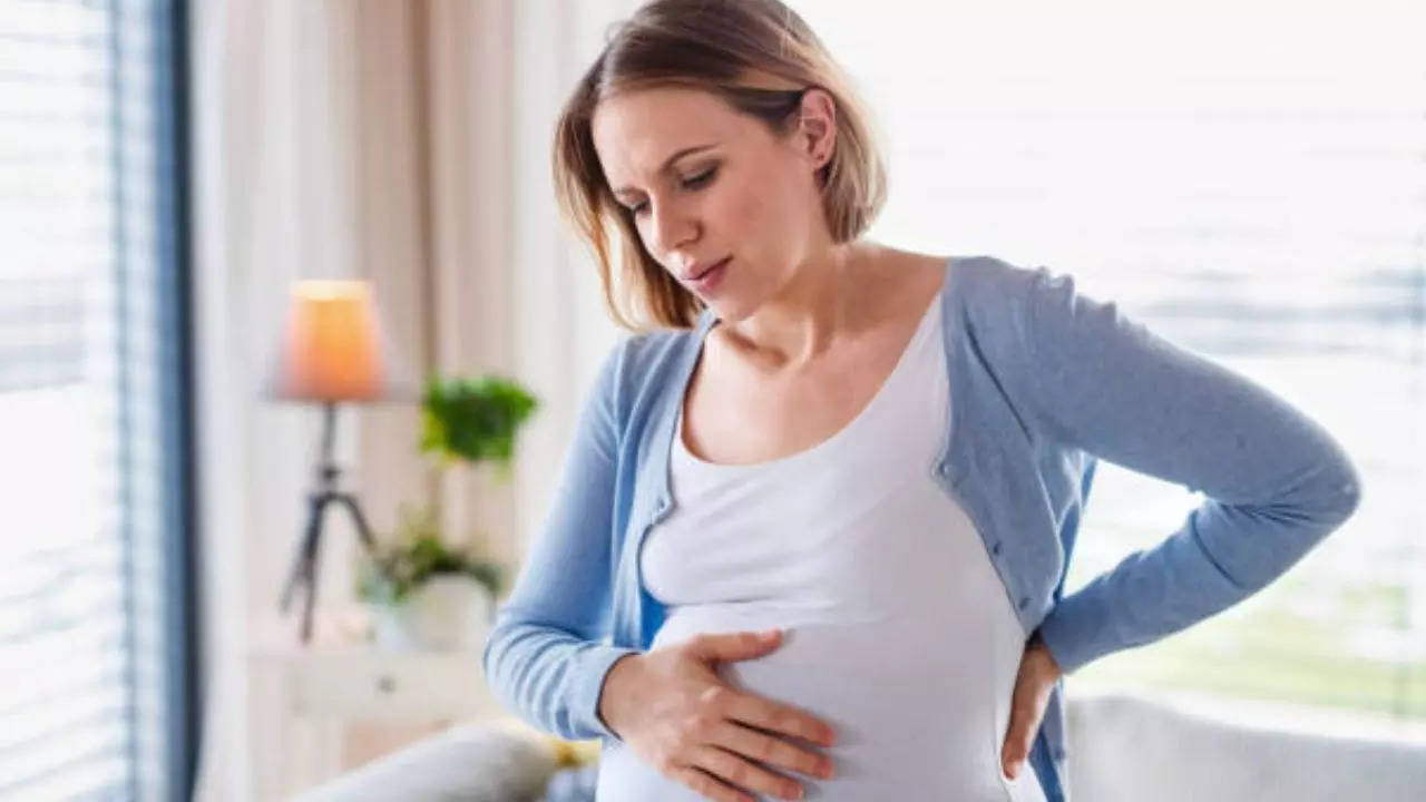 Castor Oil And Pregnancy: Can It Help Induce Labour Naturally? Expert Answers