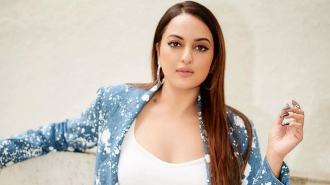 Sonakshi Sinha's Mother, Brother Unfollow Her Ahead Of Wedding With Zaheer Iqbal_ Deets Inside