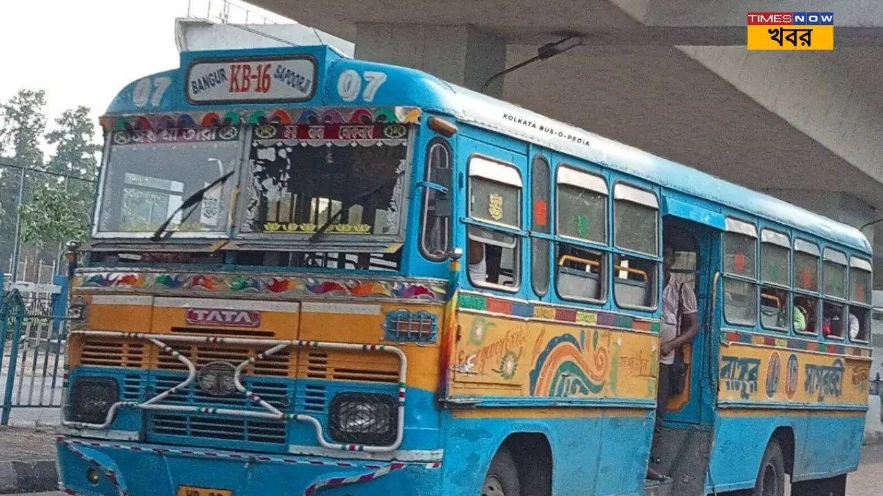 Kolkata Bus Service may face problem after old buses may be banned in Kolkata from august