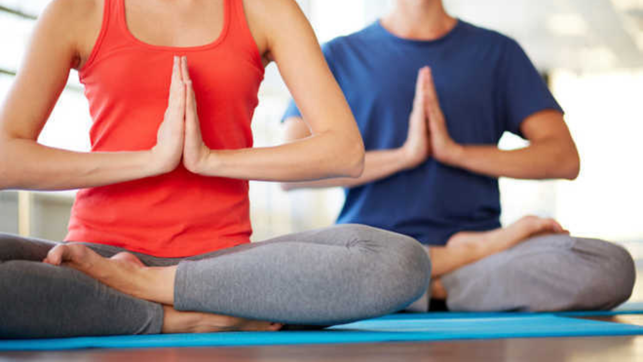 5 best yoga places in  mumbai