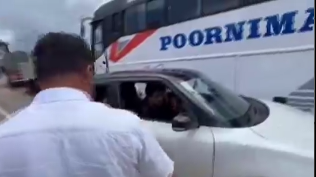 ex-mla appachu ranjan schools tourist for throwing garbage on coorg road, forces them to pick up litter
