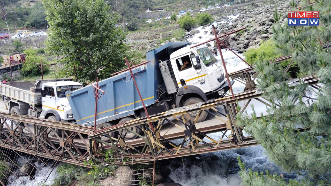 pahalgam bridge collapse