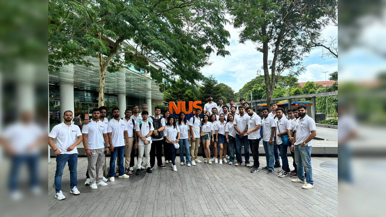 Bennett University's MBA Batch Embarks on Global Immersion Program at National University of Singapore