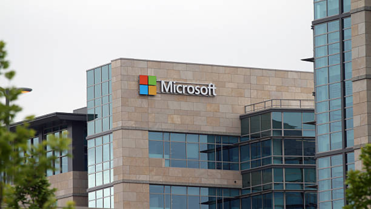 Nvidia Loses Top Spot to Microsoft Amid Stock Decline