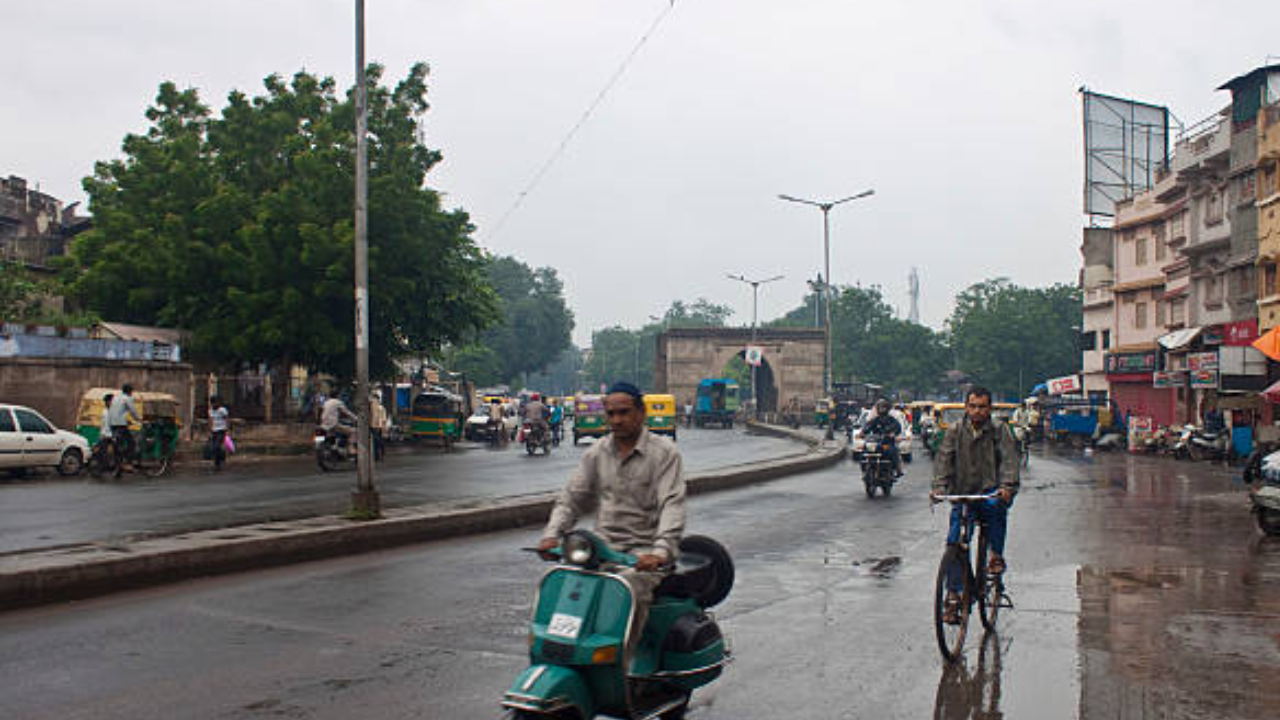 Ahmedabad Likely To Receive Week-Long Rainfall; IMD Issues Yellow Alert| Full Forecast Inside