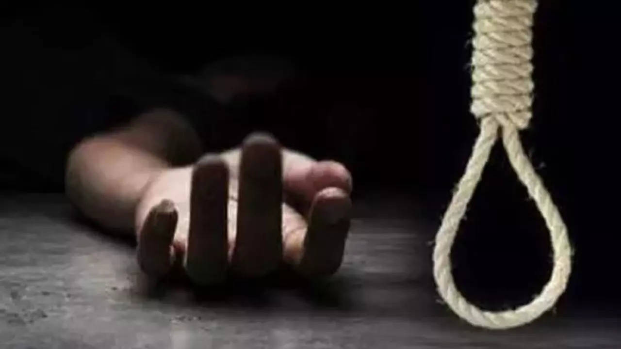 Cousins Commit Suicide In UP After Their Families Object To Relationship