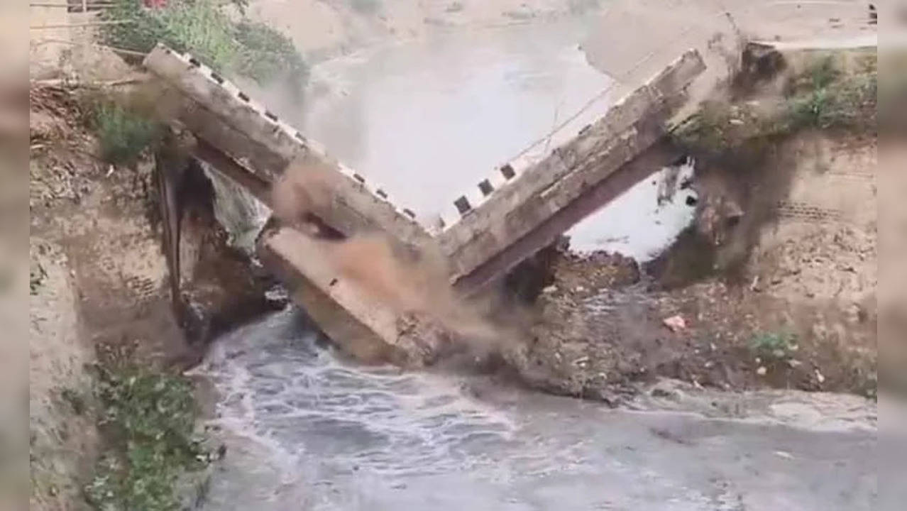 A bridge collapsed in Bihar's Siwan on Saturday morning