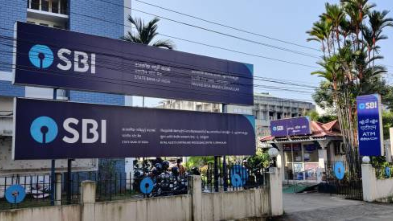 SBI Plans 400 New Branches