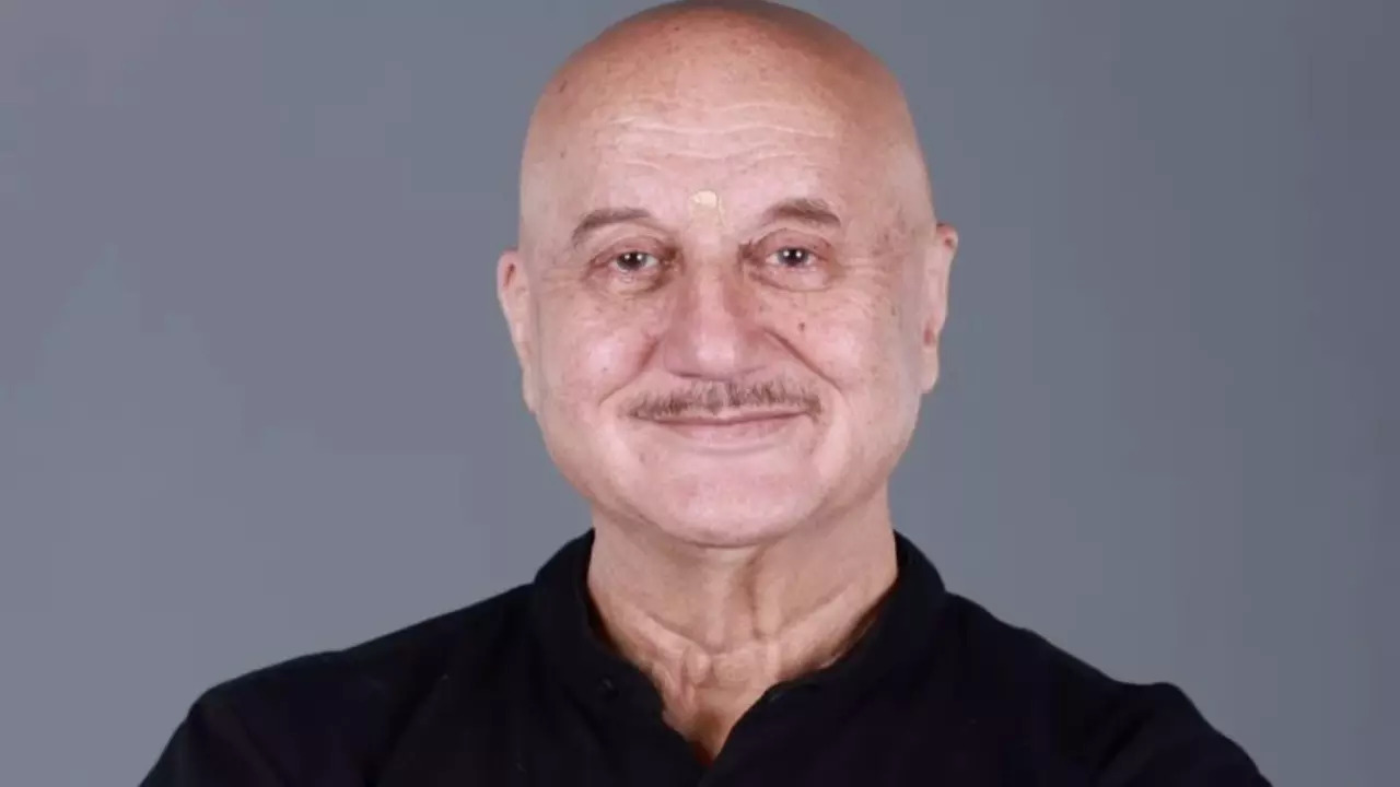 Anupam Kher Lauds Mumbai Police For Nabbing Suspects Behind Office Robbery In 48 Hours