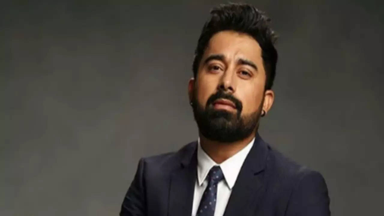 Roadies Fame Rannvijay Singha Urges Youth Vigilance Against Drug Menace At Delhi Walkathon