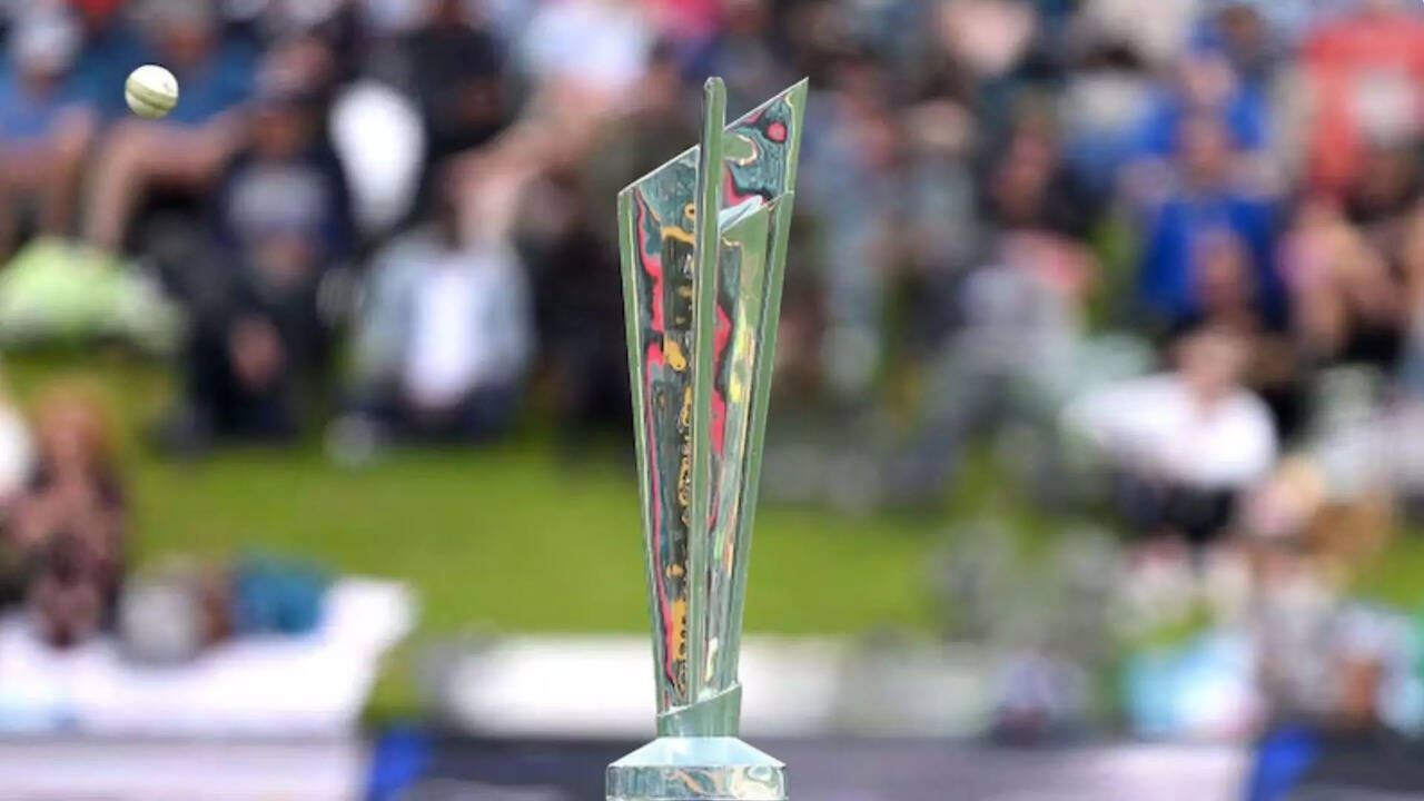  டி20 உலகக் கோப்பை.. அரையிறுதிச் சுற்றுக்கு முன்னேறிய முதல் இரு அணிகள் இவை தான்! 