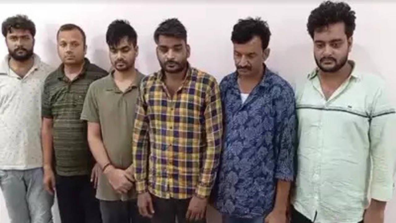 how uttar pradesh stf arrested 6 including 4 engineers in uppsc paper leak