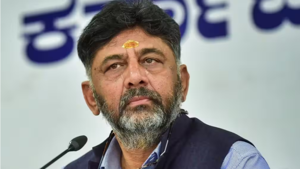 left unattended by bbmp, bengaluru residents clean key road stretch, dy cm shivakumar reacts