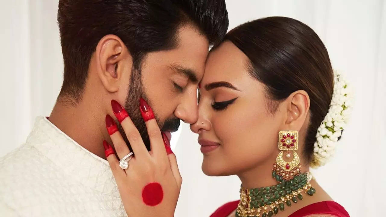Sonakshi Sinha, Zaheer Iqbal Soak Up Marital Bliss In NEW Post From Wedding Reception: Universe Came Together