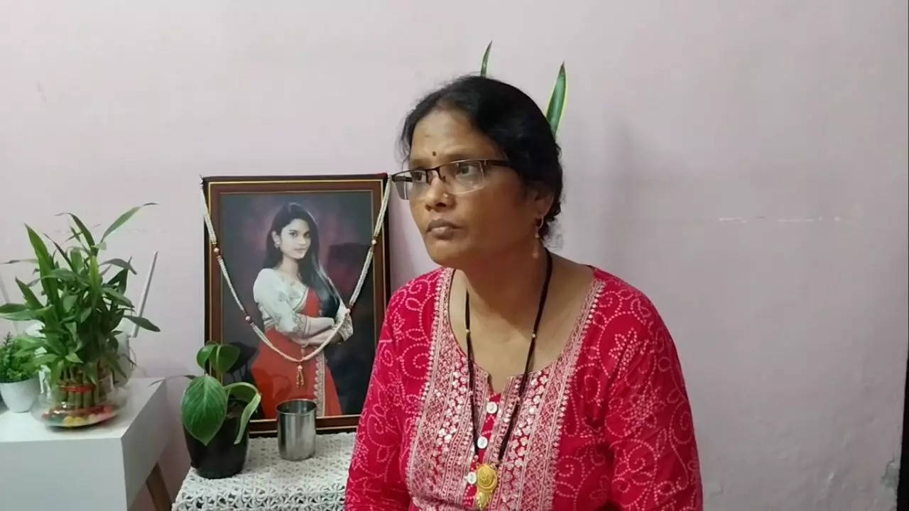 Ashwini Koshta's mother