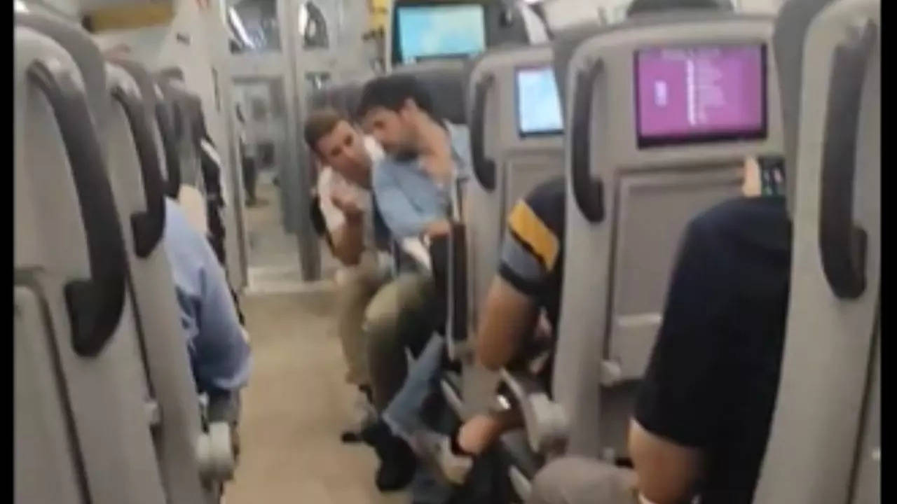 Madrid-Gijon High-Speed Train Shakes Violently for Hours.