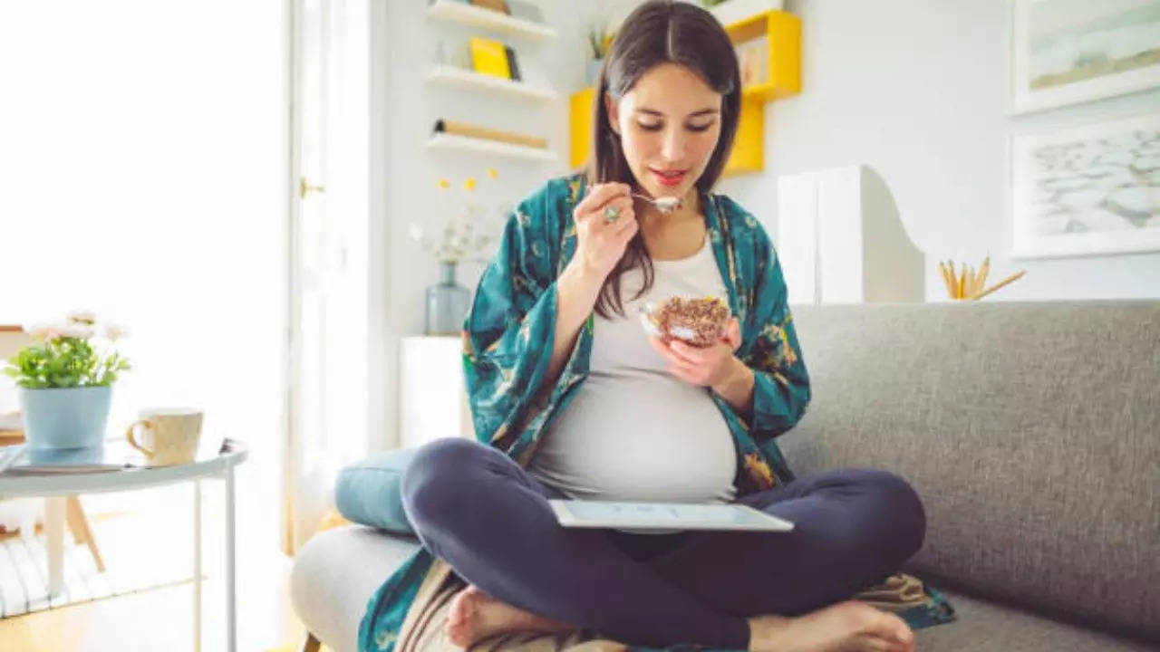 Gut Health in Pregnancy: Why A Healthy Digestive System Is Essential For Moms And Babies? Experts Answer