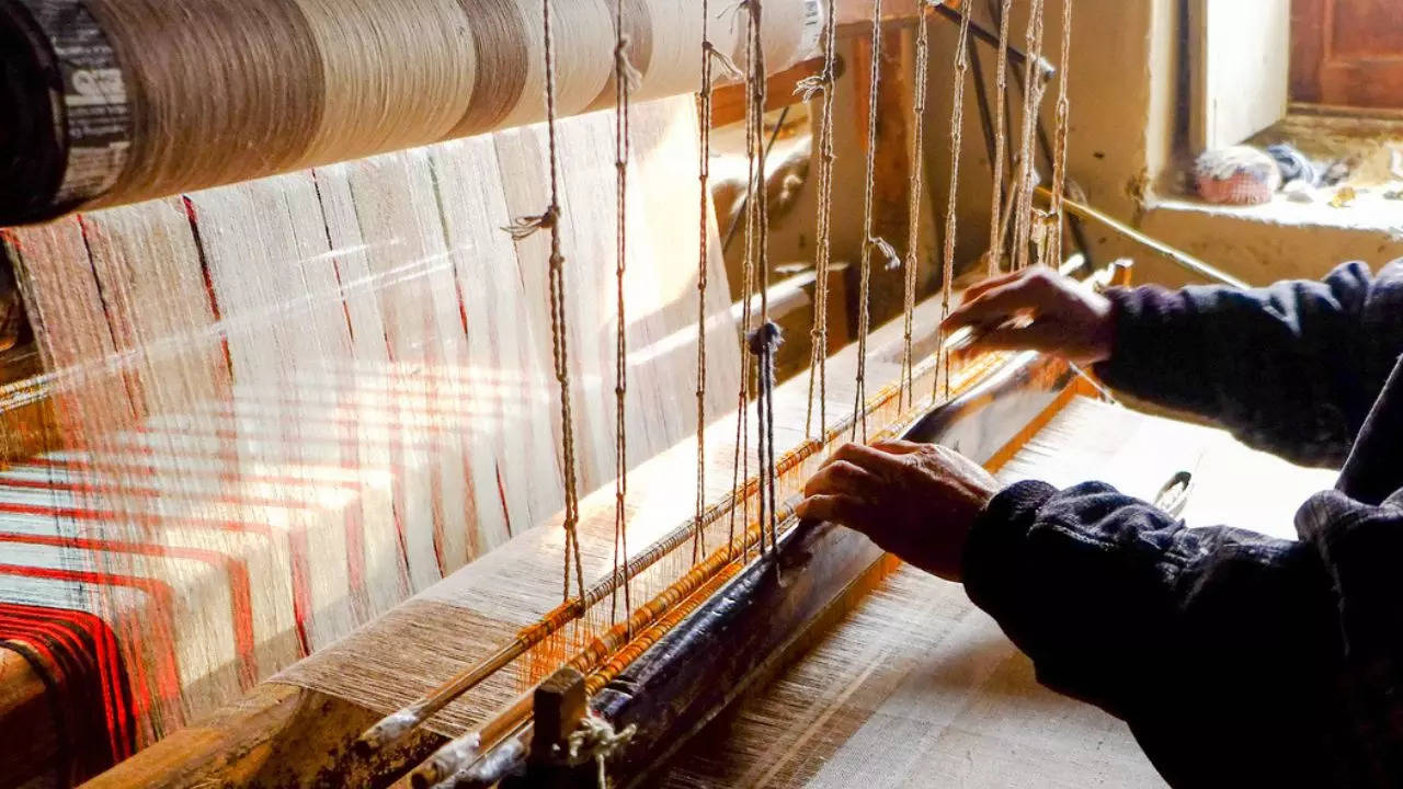 Crafts Of Srinagar That Helped Stitch Its Way To 'World Craft City' Status. Credit: iStock