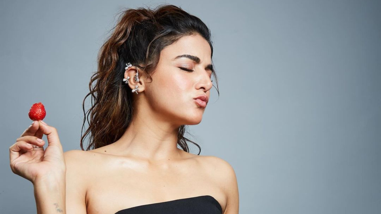 Boyfriend Blush Is The Latest Beauty Trend On TikTok, Here’s How You Can Master It