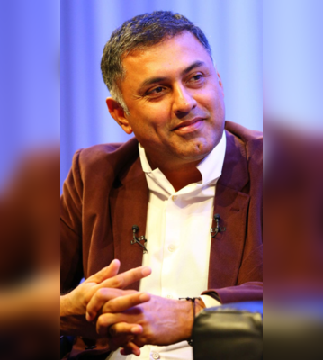Indian Origin CEO Nikesh Arora Education Career  More