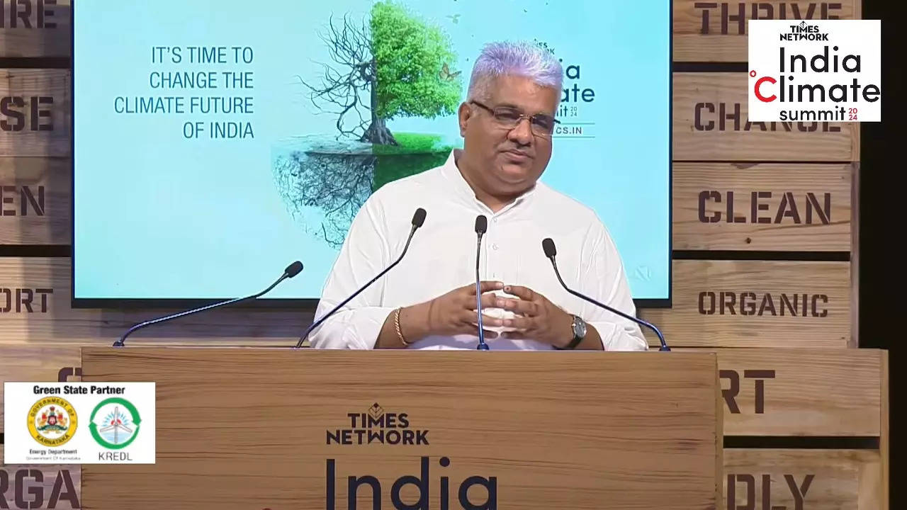 Minister Bhupender Yadav speaking at India Climate Summit