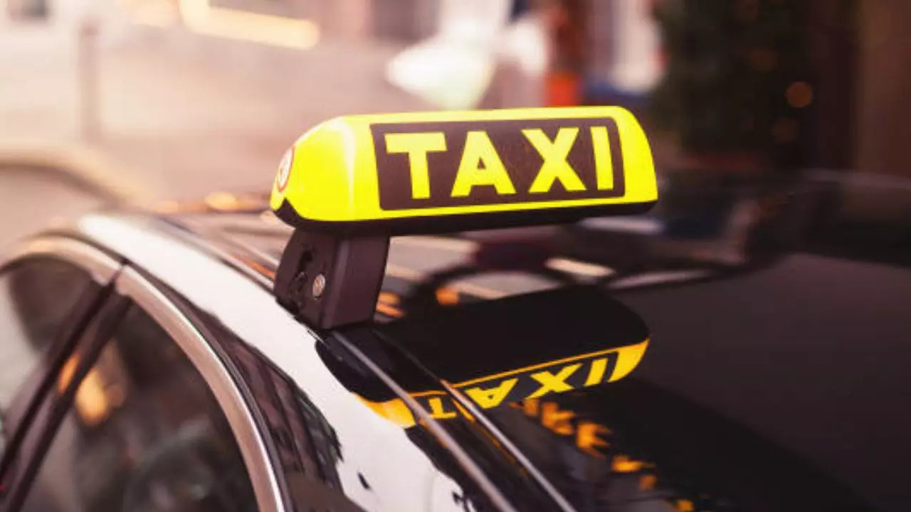 taxi, istock