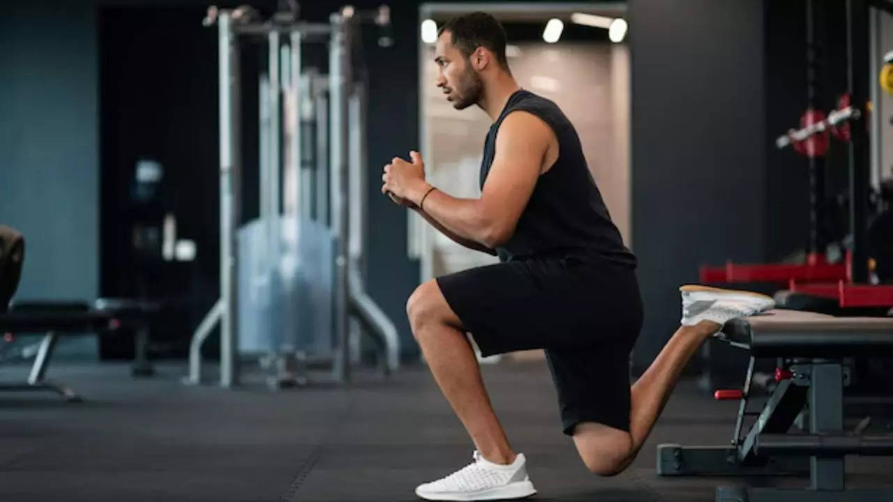 Why The Bulgarian Split Squat Is A Must-Add To Your Workout Routine? Expert Answers