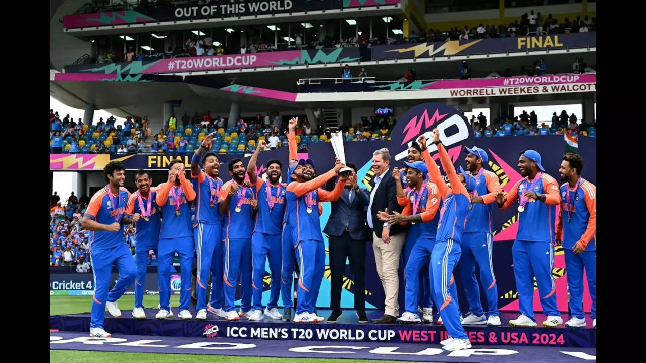 Team India celebrating their T-20 World Cup win