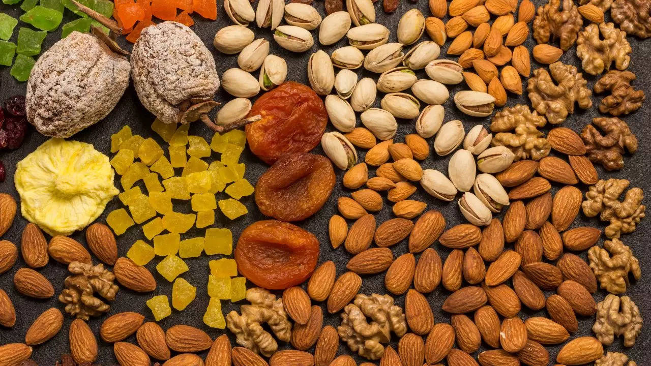 Dry Fruits That Can Help In Weight Loss