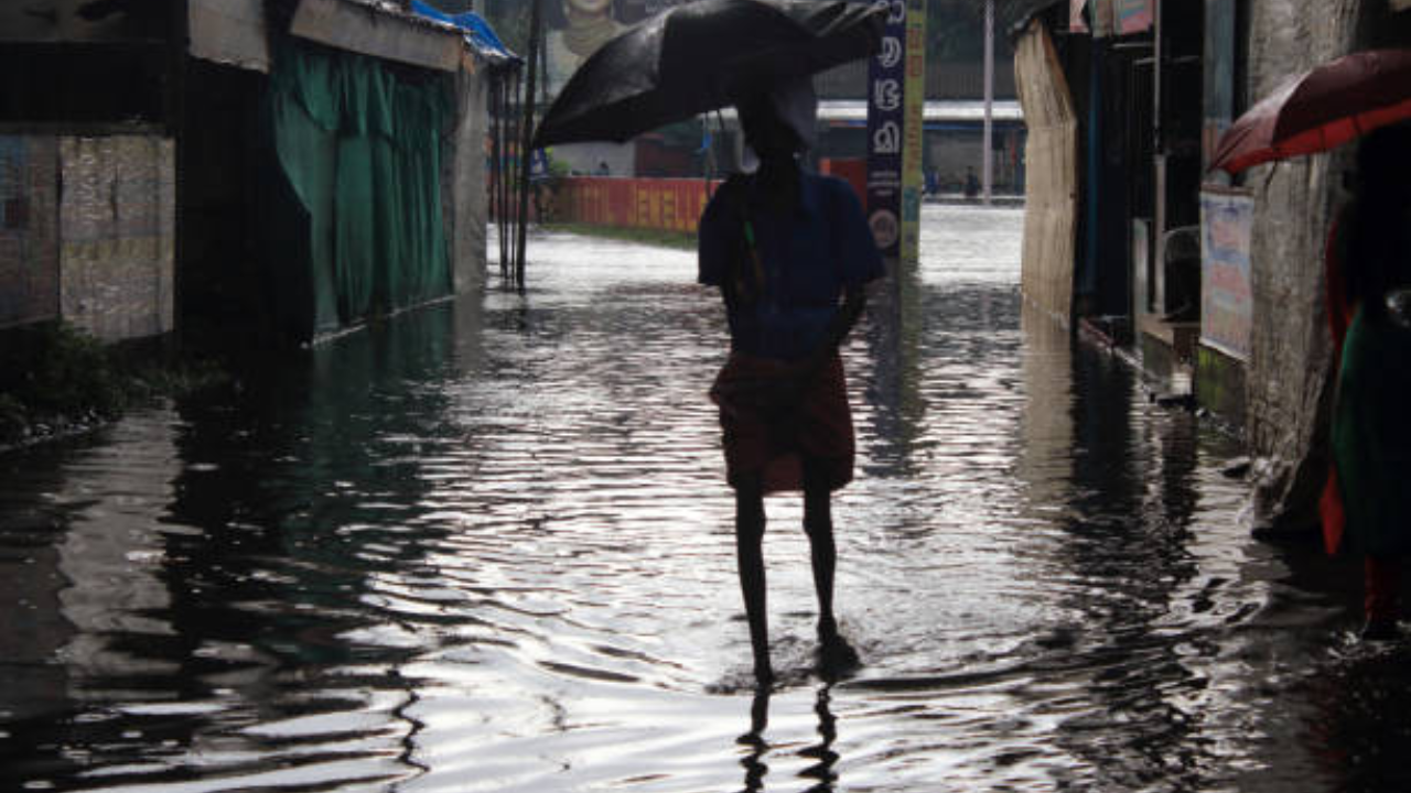 delhi: families of those who died in june's second highest rain to get rs 10 lakh compensation