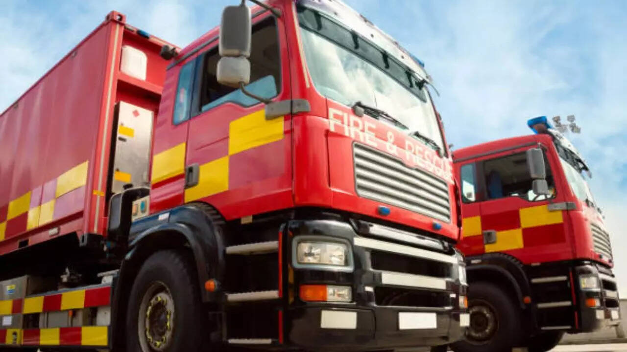 fire tender en route to douse shahbad dairy blaze in delhi, gets stuck in mud
