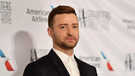 Justin Timberlake Jokes About His DWI Arrest Asks Fans In Concert Is There Anyone Here Driving Tonight